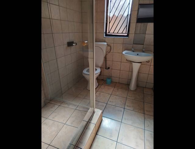 3 BEDROOM APARTMENT FOR SALE IN AMAJUBA PARK